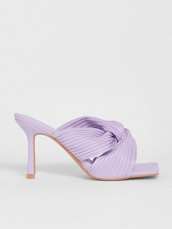 front image of boohoo-ribbed-pu-crossover-heel