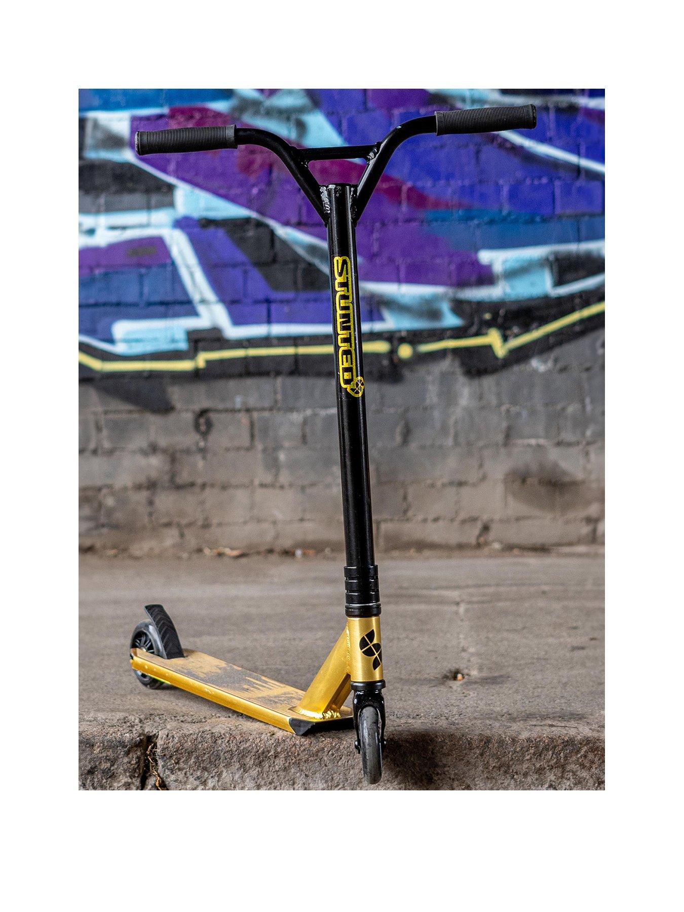STUNTED Gilt Stunt Scooter