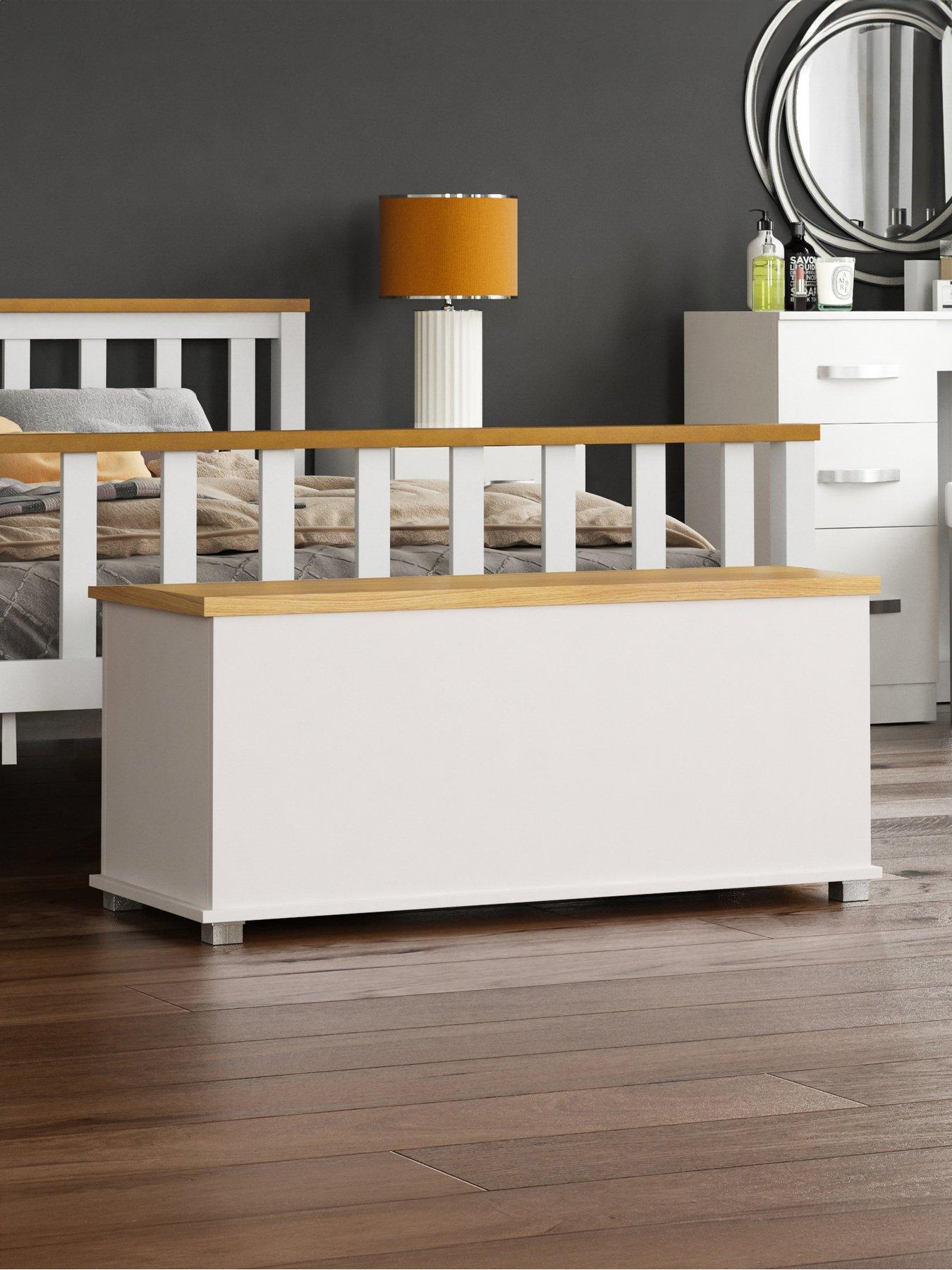 vida-designs-arlington-storage-ottoman-whiteoak
