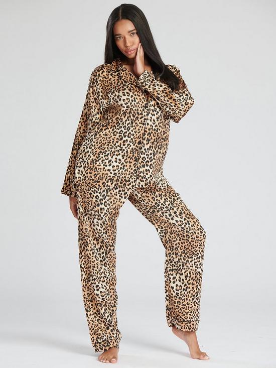 front image of loungeable-traditional-long-sleeve-long-pants-set-leopard-print