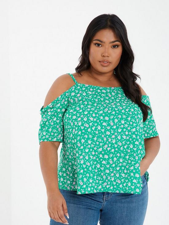 front image of quiz-curve-curve-ditsy-floral-print-top