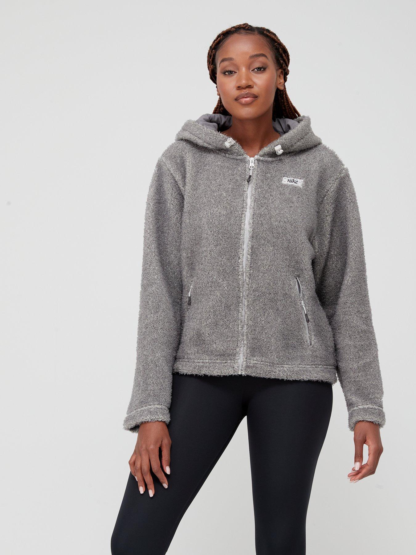 nike sweater clearance