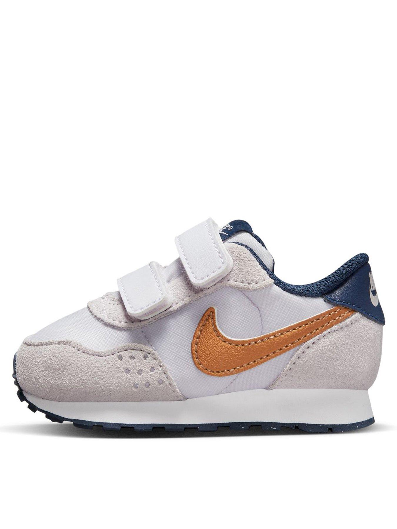 Infant girls sales nike trainers