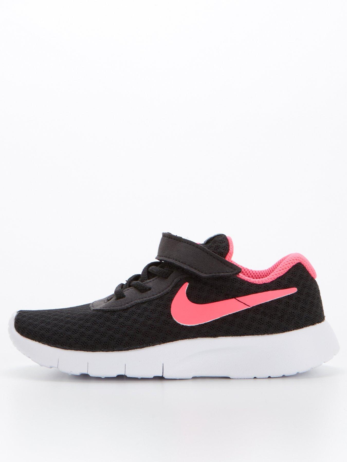 Nike girls outlet trainers pink