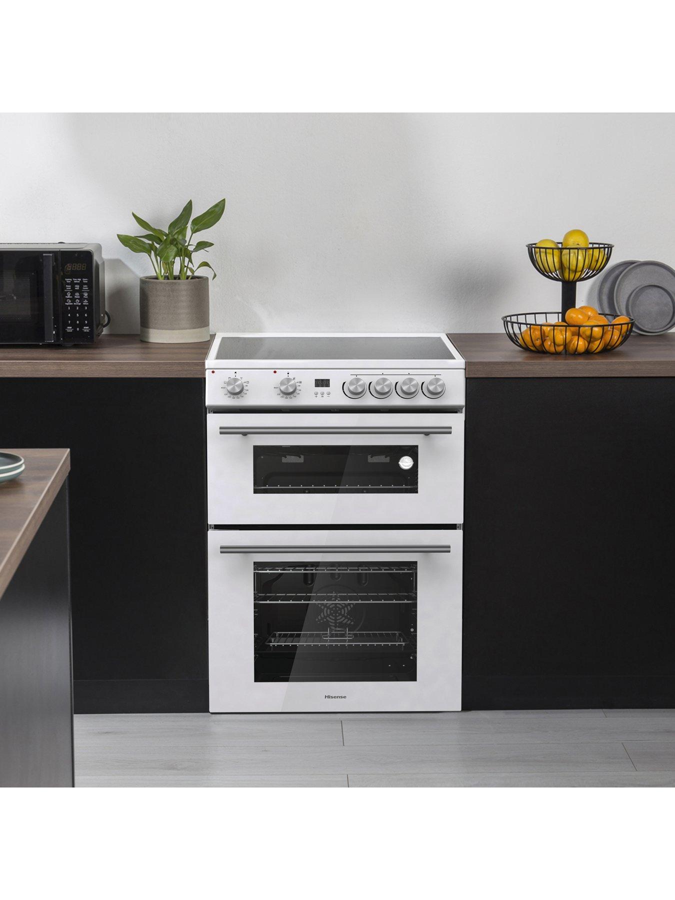 Image 6 of 7 of Hisense HDE3211BWUK Double Oven Electric Cooker with Ceramic Hob - White