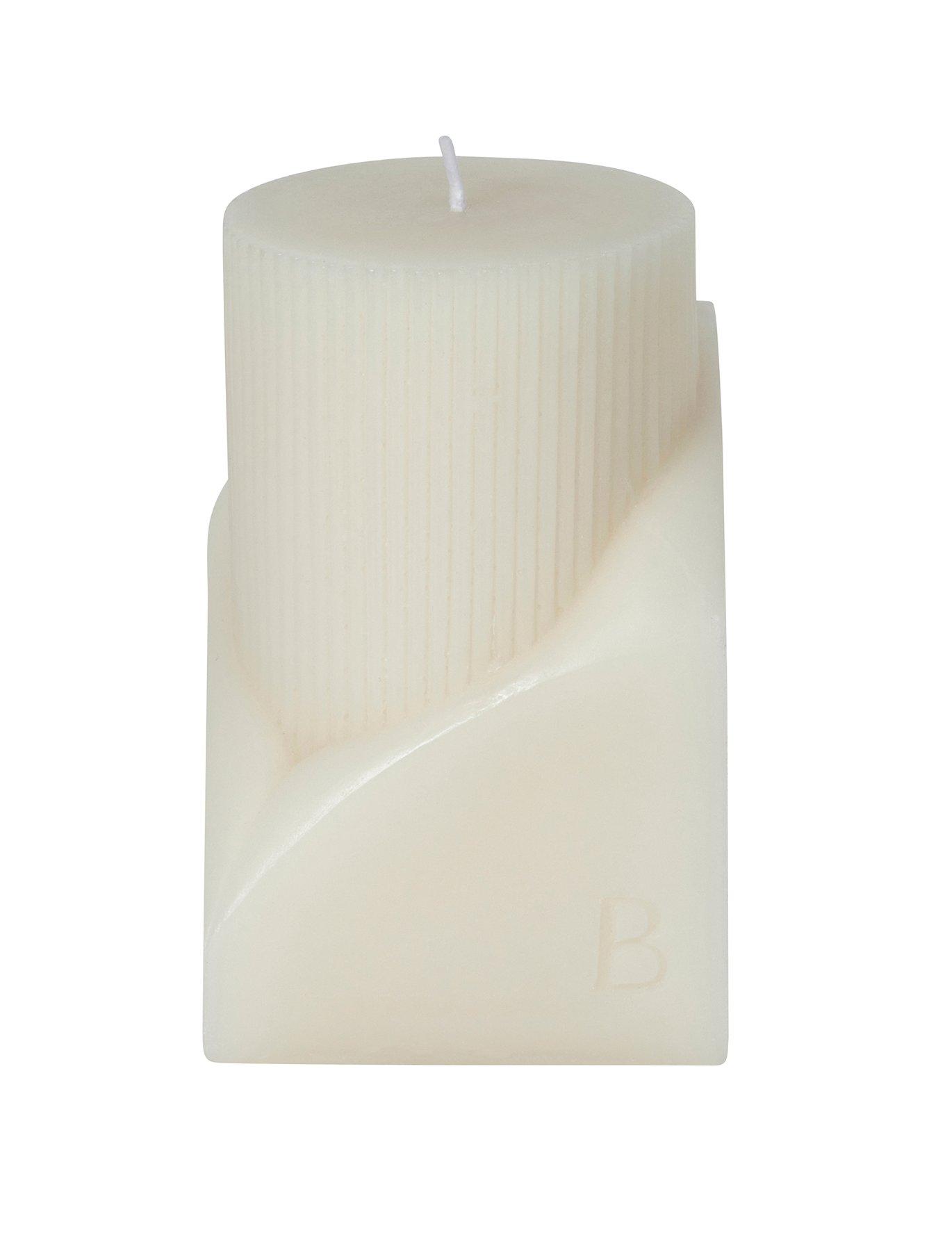 chapter-b-sculpted-large-pillar-candle