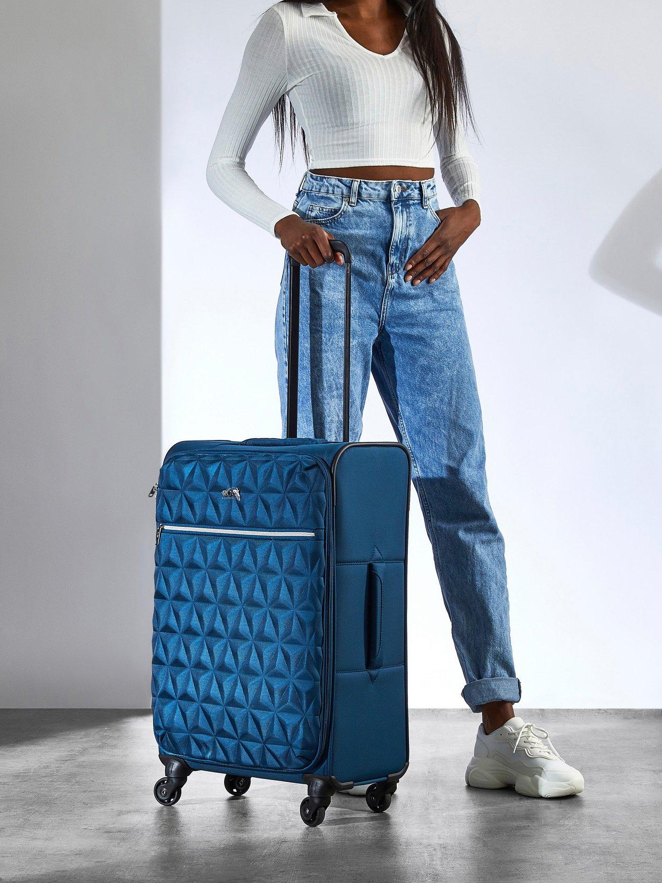 4 wheel suitcase medium clearance