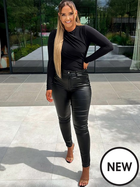 in-the-style-jac-jossa-black-bum-shaper-coated-high-waisted-skinny-jeans