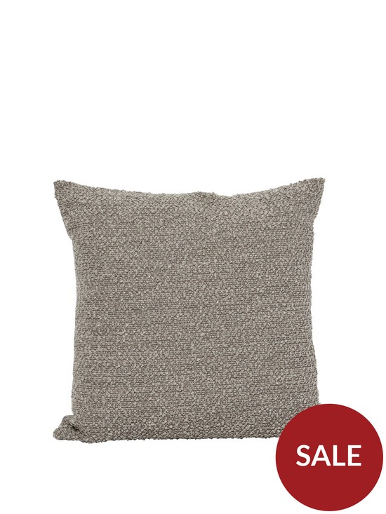 front image of chapter-b-boucle-cushion