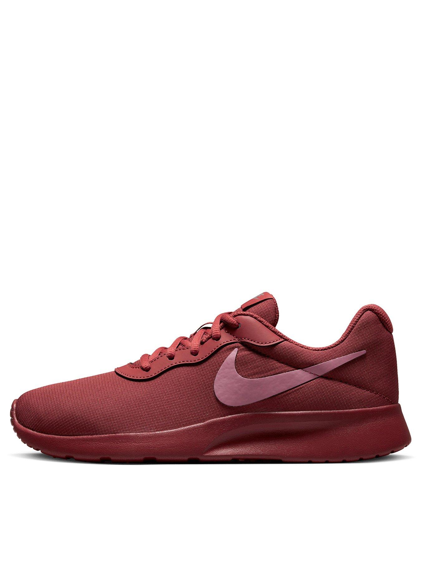 Women's nike tanjun hot sale sneakers burgundy