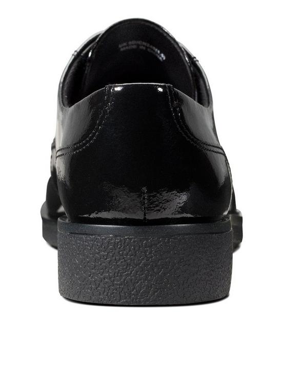 stillFront image of clarks-griffin-lane-leather-flat-shoe