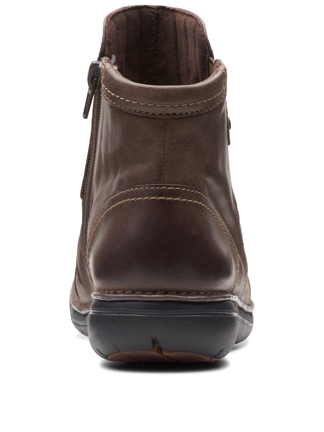 Clarks womens hot sale boots sale