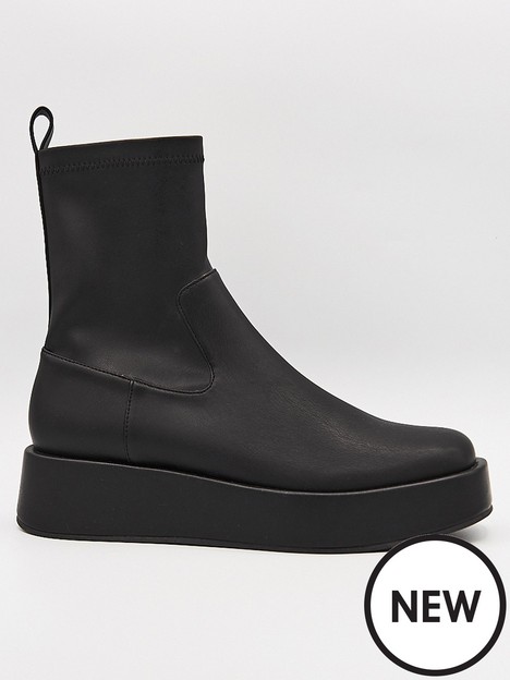 public-desire-not-okay-ankle-boots-black