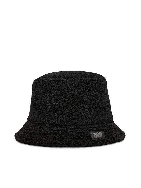 front image of ugg-sherpa-bucket-hat-black