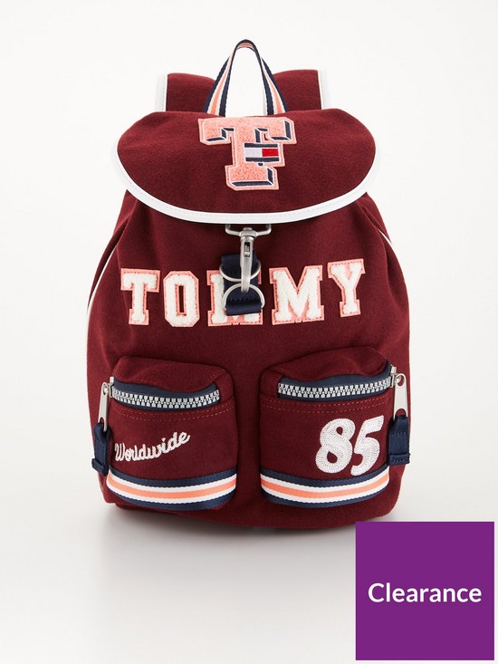 front image of tommy-jeans-heritage-flap-backpack-st-red