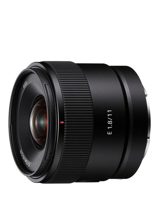 front image of sony-e-11-mm-f18-aps-c-wide-angle-prime-lens-sel11f18syx