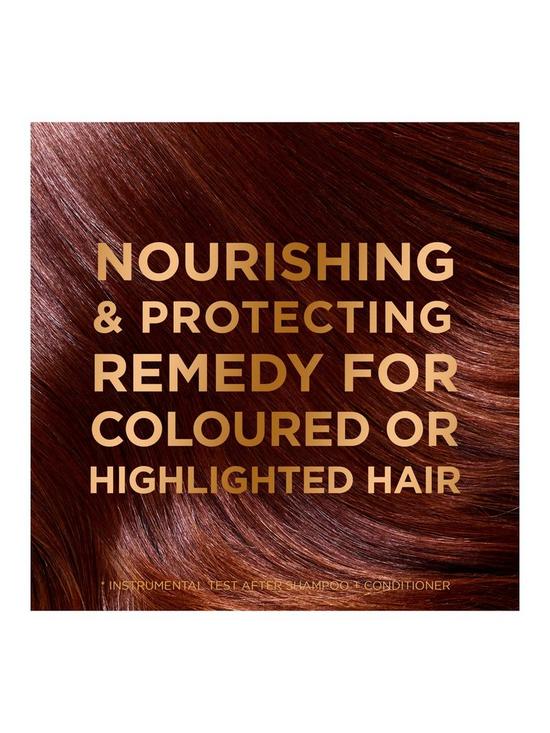stillFront image of garnier-ultimate-blends-argan-amp-cranberry-protecting-and-illuminating-vegan-conditioner-for-coloured-hair-400ml