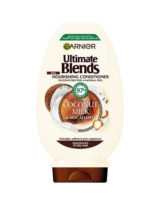front image of garnier-ultimate-blends-coconut-milk-amp-macadamia-smoothing-and-nourishing-vegan-conditioner-for-curly-hair-400ml