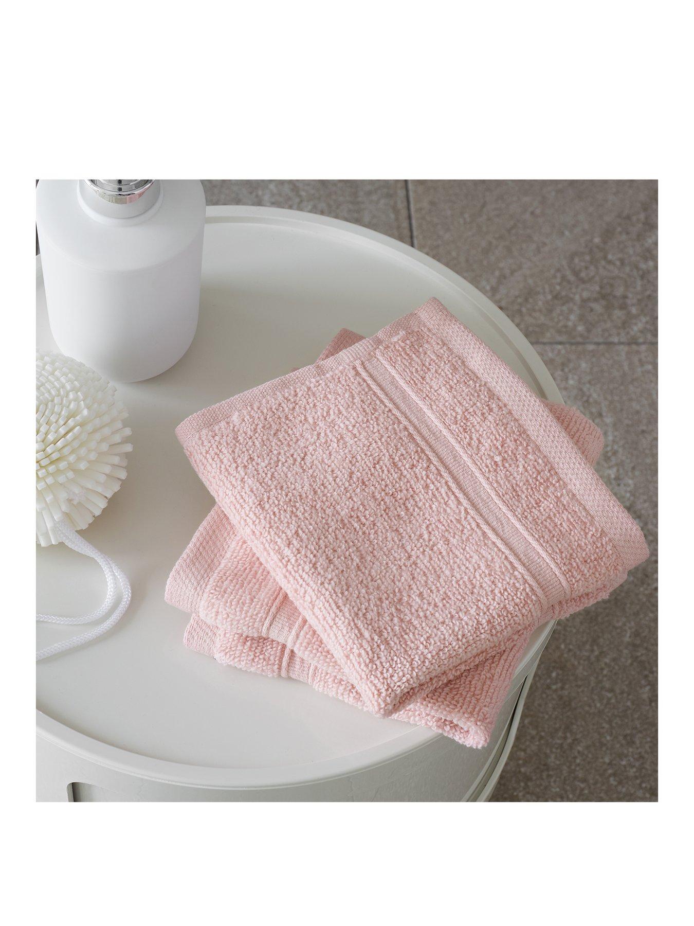 catherine-lansfield-zero-twist-face-cloth-pair