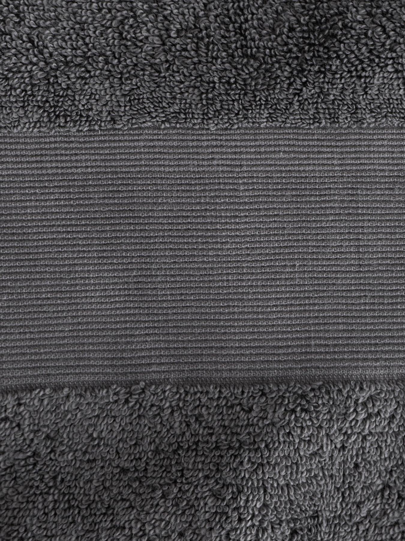 Image 4 of 6 of Catherine Lansfield Antibacterial Face Cloth Pair