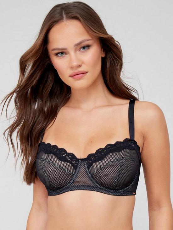 front image of dorina-addison-12-cup-convertible-non-padded-wired-bra-black