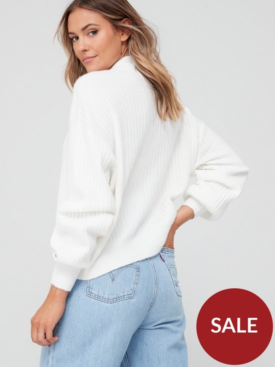 stillFront image of tommy-jeans-cosy-signature-cardigan-white