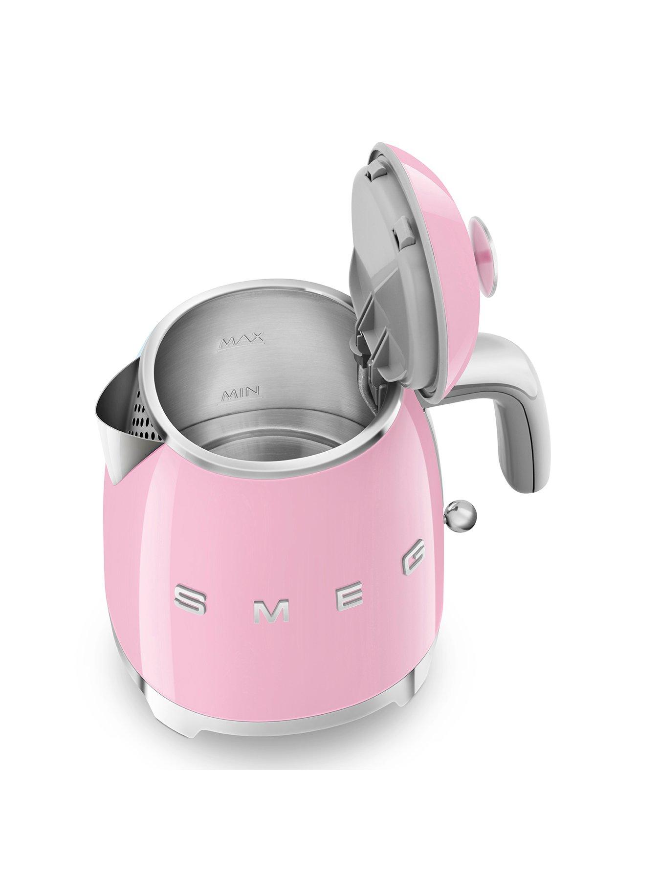 Image 4 of 6 of Smeg KLF05 Retro Style 0.8L Mini Kettle, 1400W - Pastel Pink