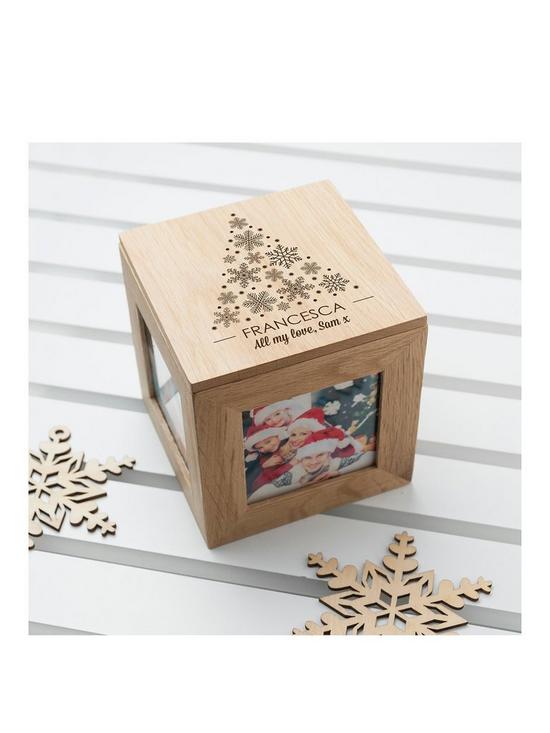 front image of treat-republic-personalised-christmas-photo-cube