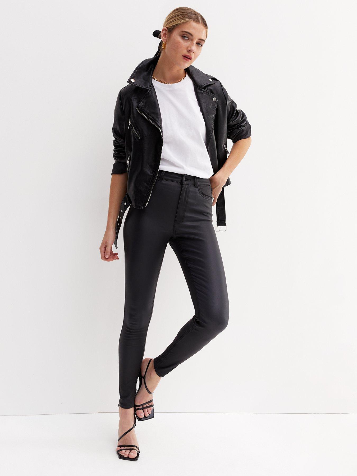 New Look coated skinny jegging in black