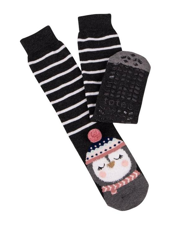front image of totes-penguin-slipper-sox-multi