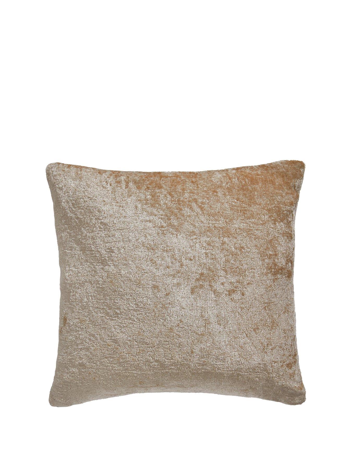 cascade-home-laura-crushed-velvet-cushion