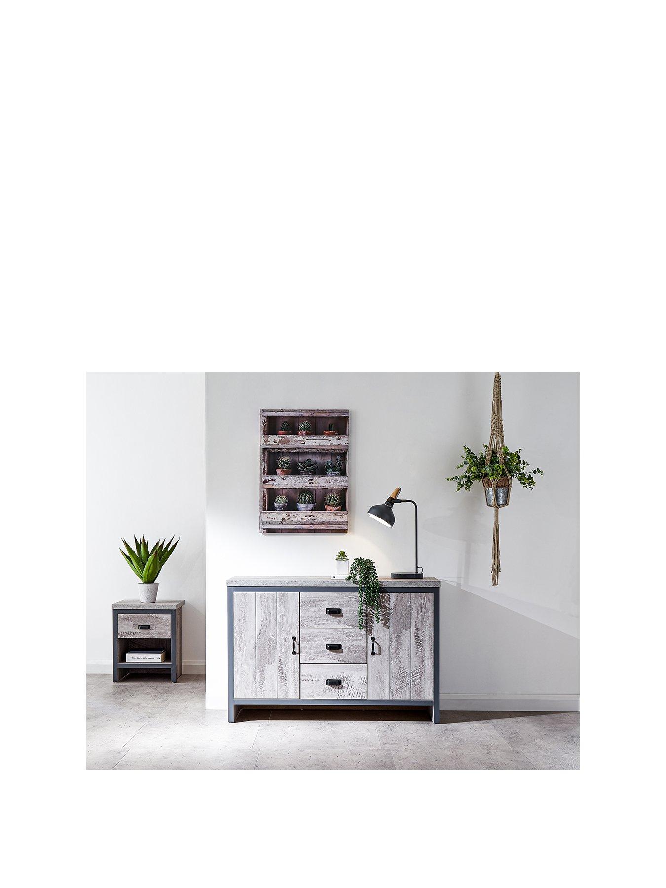 front image of gfw-boston-2-door-3-drawer-sideboard