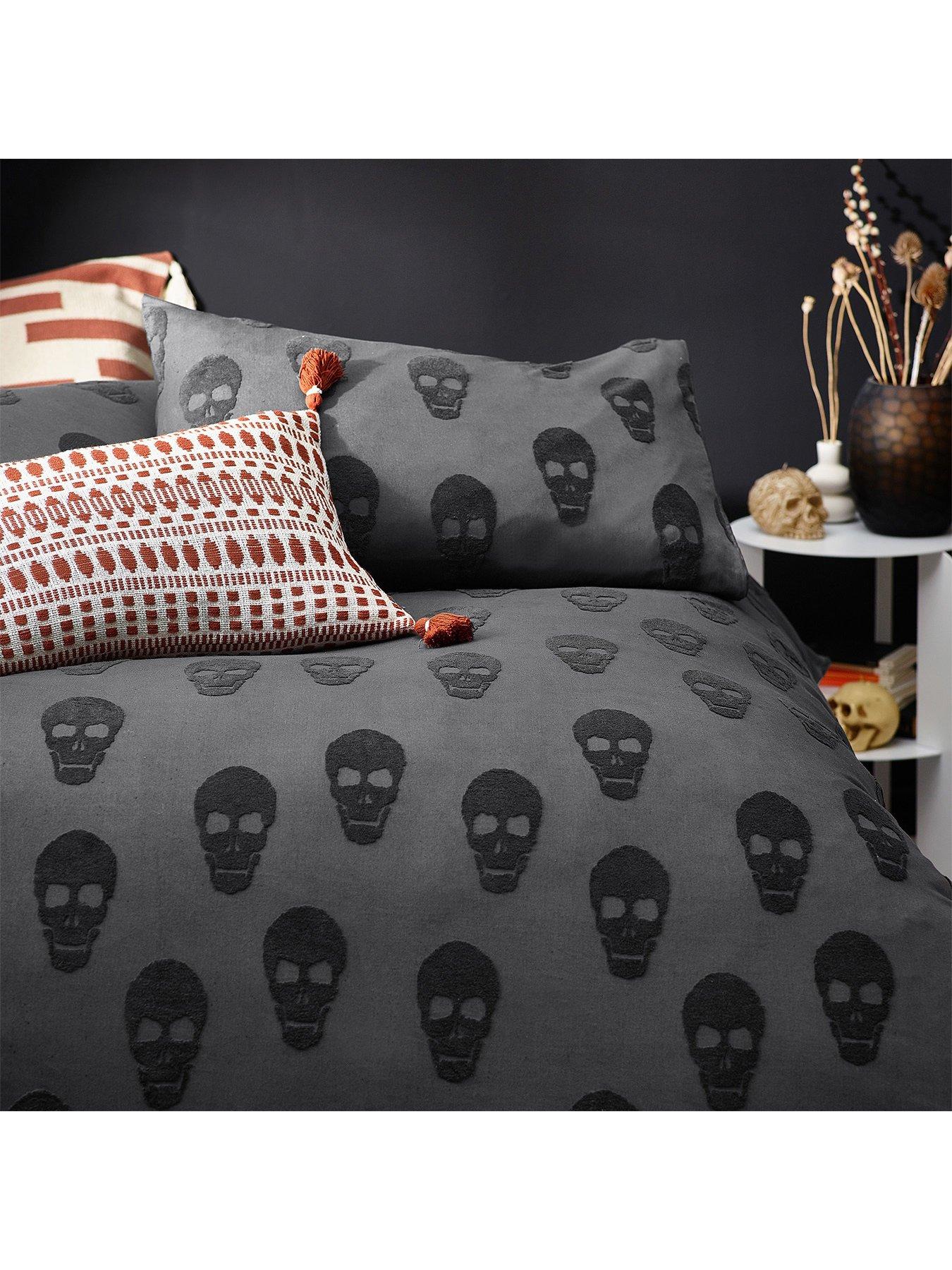 Image 3 of 4 of Furn Tufted Skulls 100% Cotton Black Halloween Duvet Set