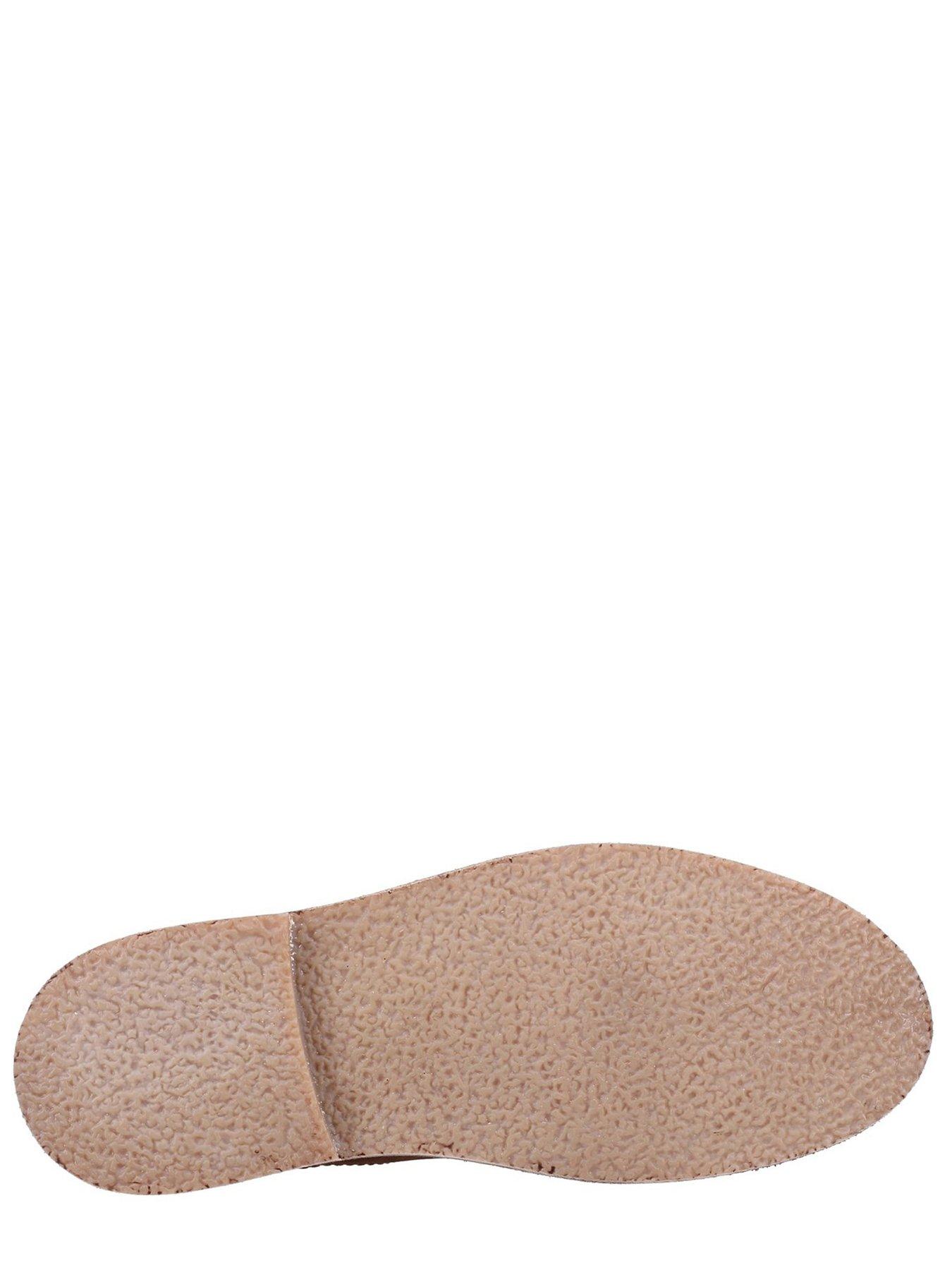 Image 4 of 4 of Hush Puppies Shaun Suede Chelsea Boots - Light Brown