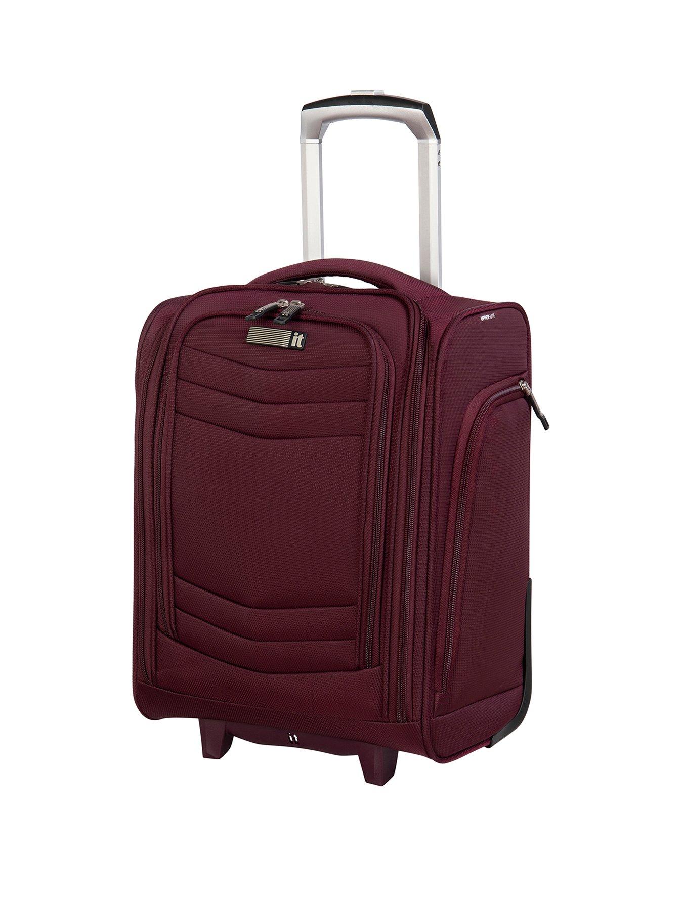 it Luggage Intrepid Dark Red Underseat Soft 4 Wheel Suitcase