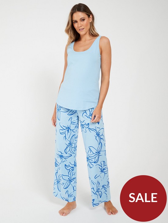 front image of everyday-swing-vest-and-wide-leg-trouser-floral-pyjama-set