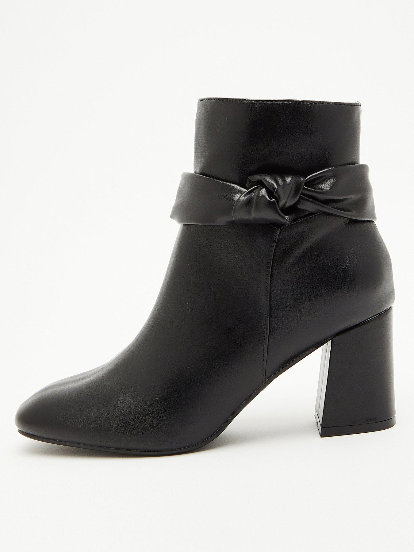 Quiz black ankle boots outlet