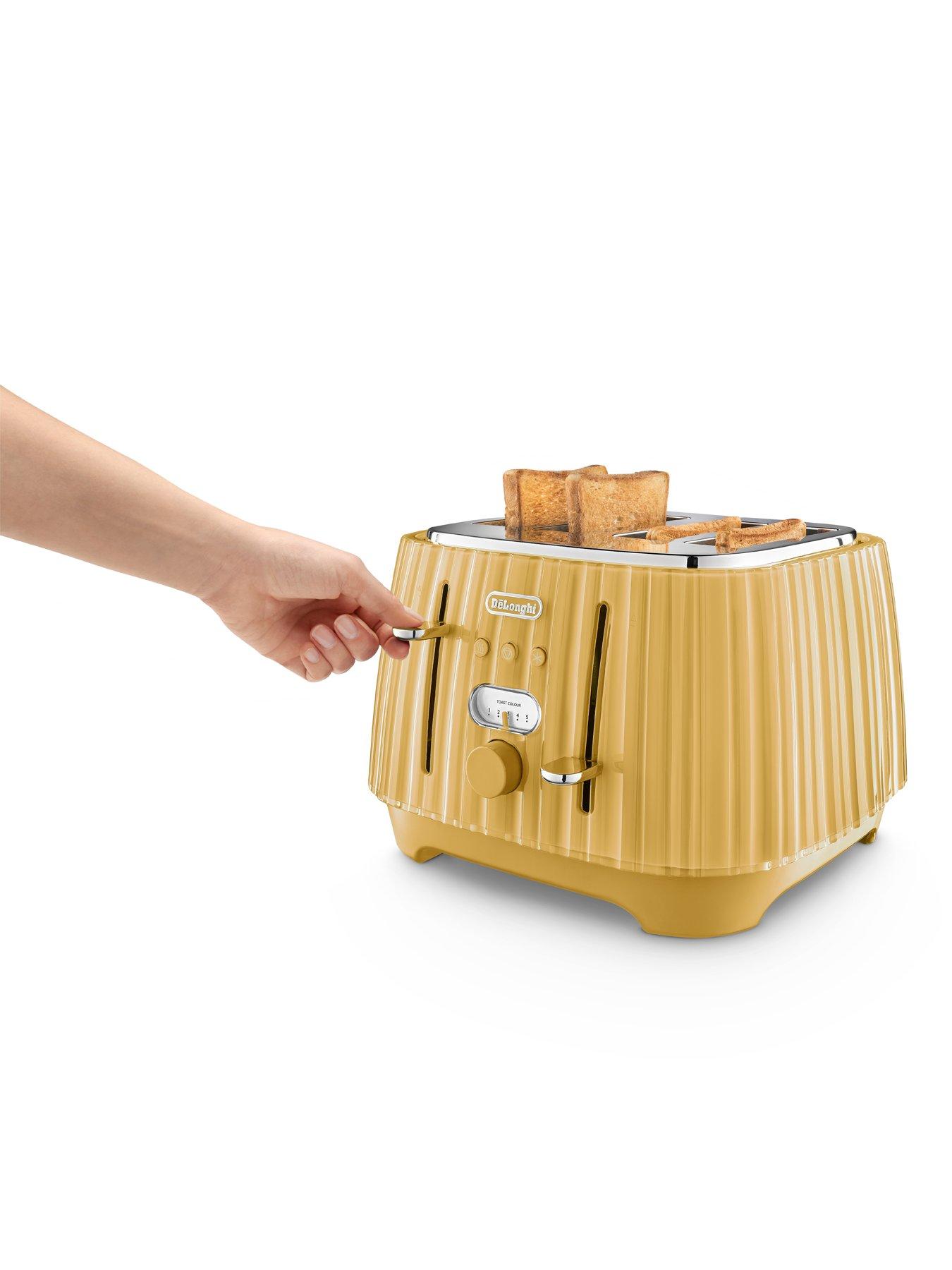  image of delonghi-ballerina-4-slice-toaster-yellow