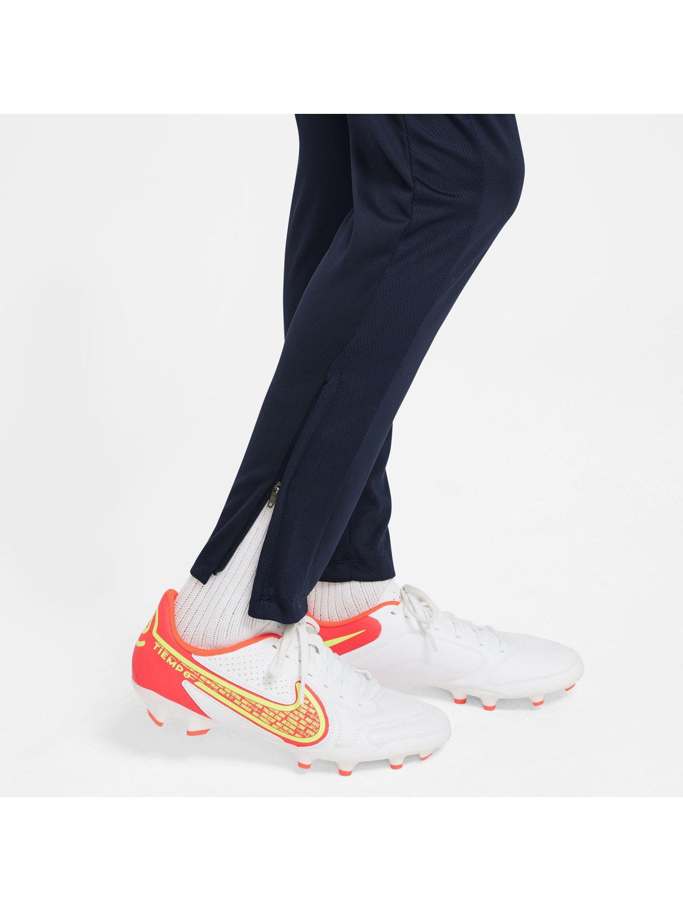 Nike academy store woven pants