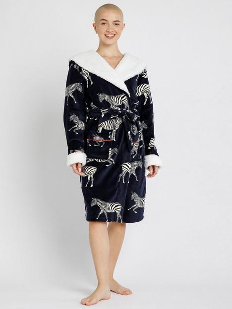 chelsea-peers-zebra-fluffy-dressing-gown