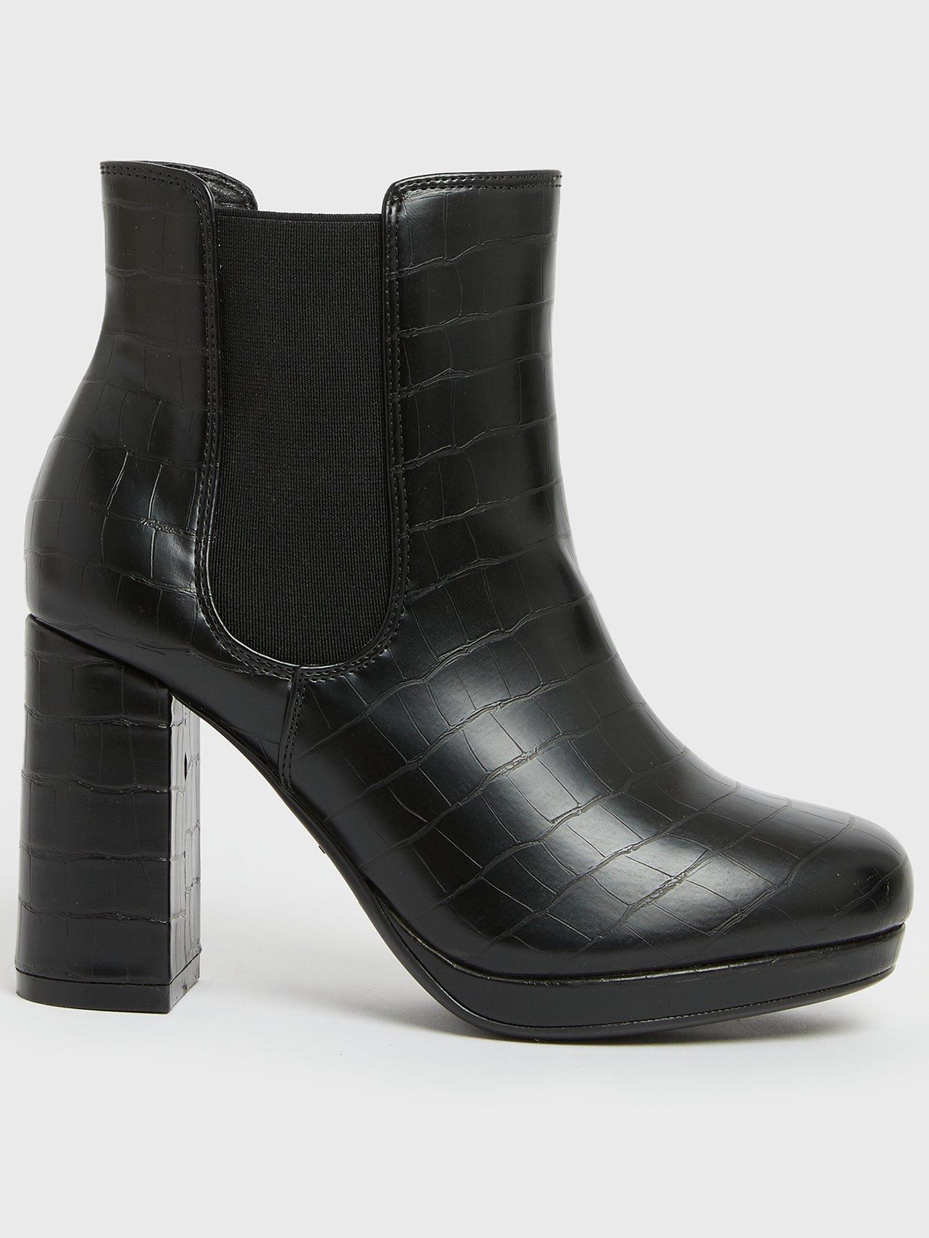 ladies boots sale new look