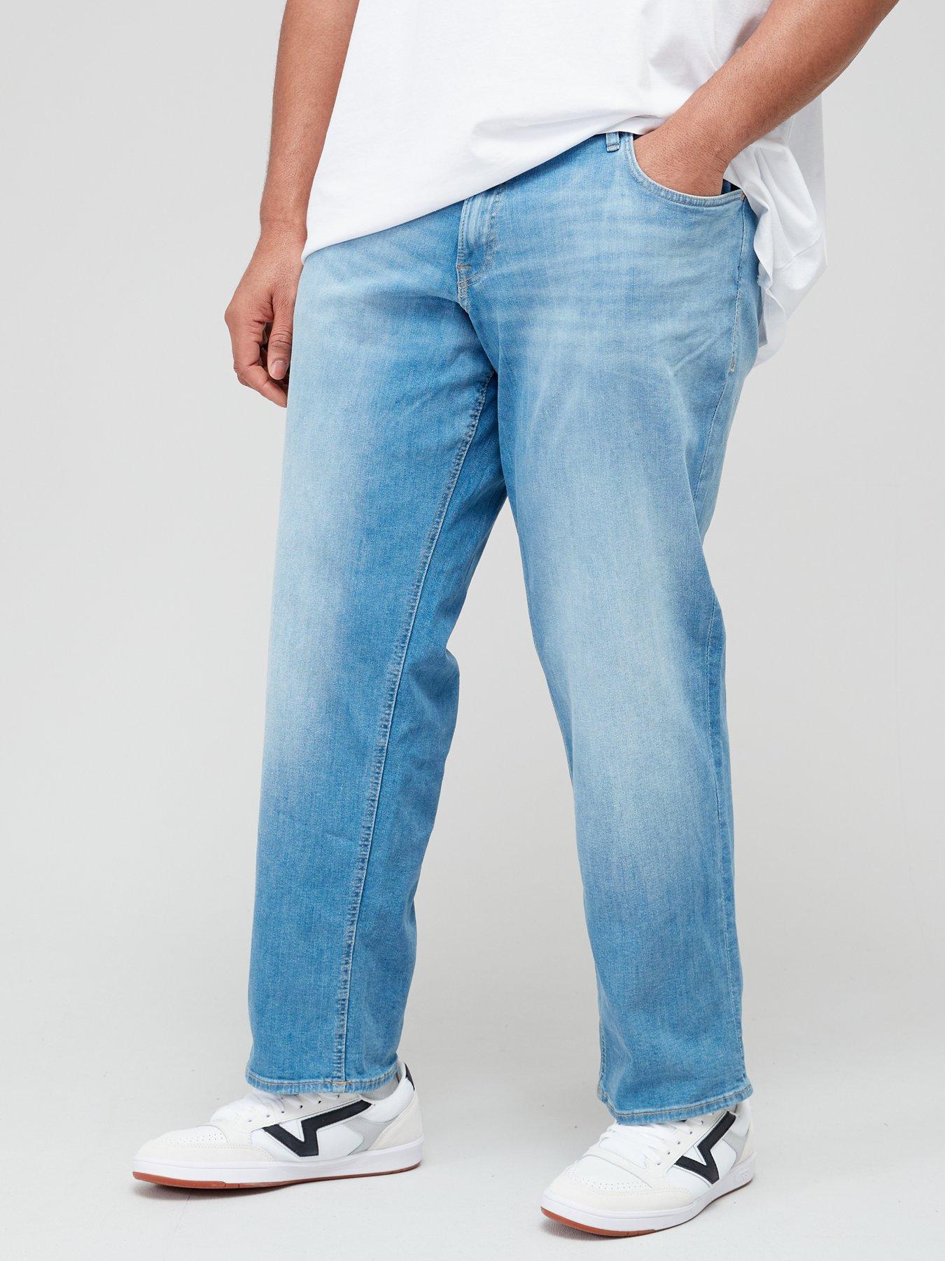 Light wash hotsell tapered jeans