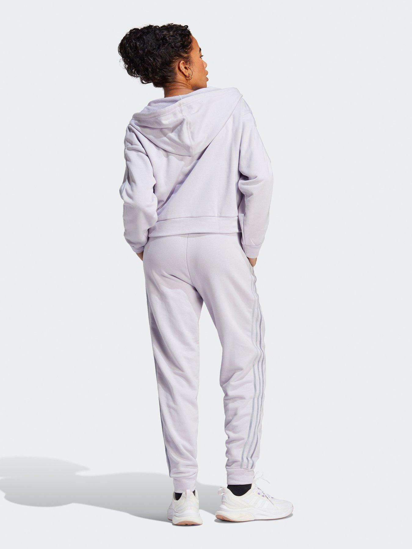 Sports sales tracksuit womens