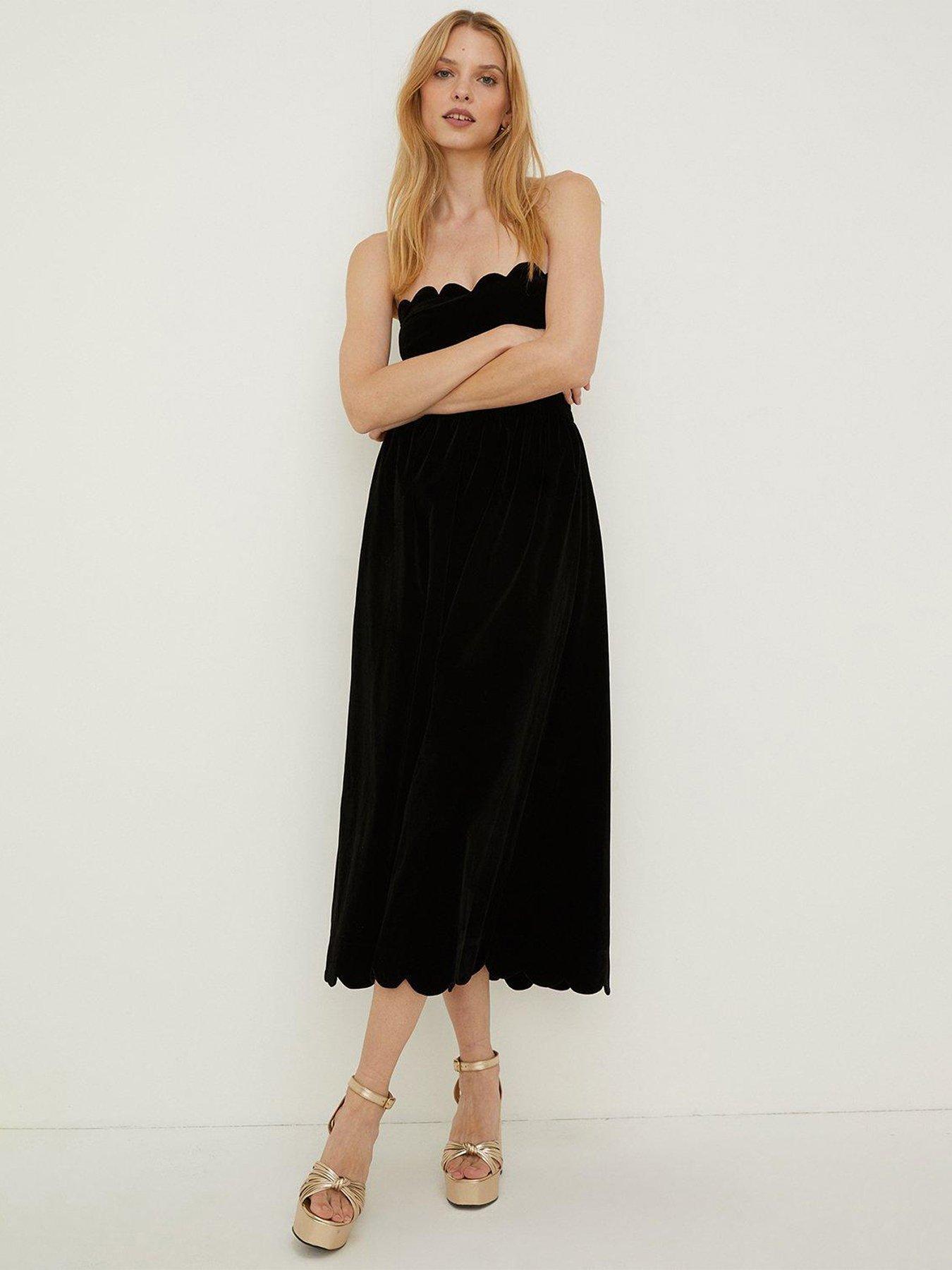 Oasis black hot sale velvet dress