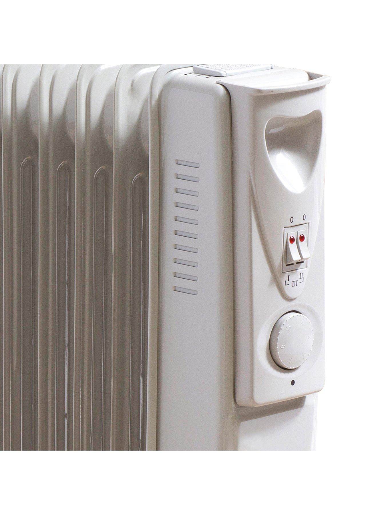 Daewoo 2000W 9-Fin Oil-Filled Radiator with Thermostat | Littlewoods