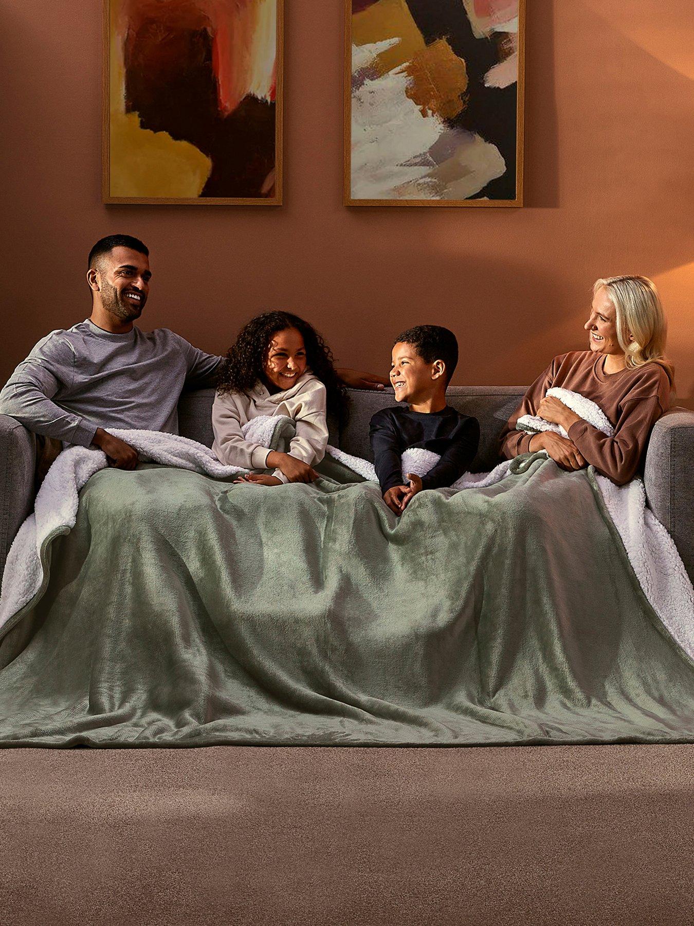 Silentnight Snugsie Supersized Blanket - Green