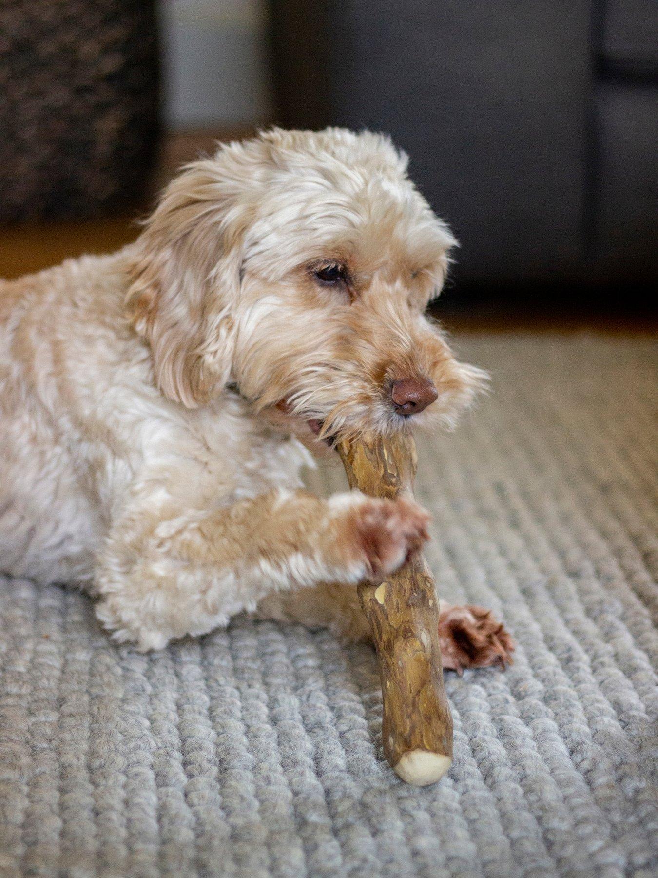 Rosewood Goodwood Dog Toy - Medium (230g - 350g)