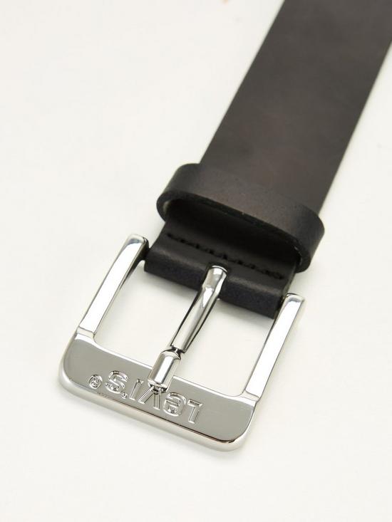back image of levis-levis-free-leather-belt-black