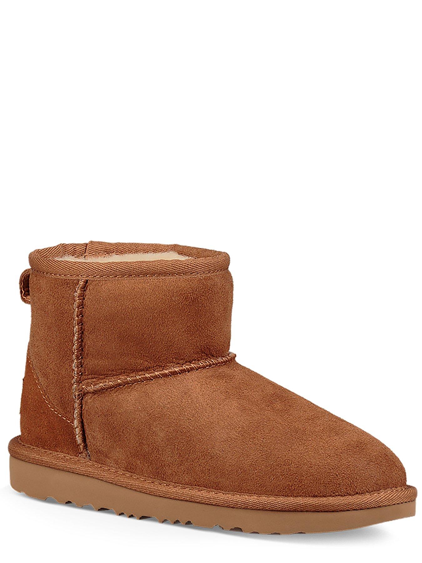 Image 3 of 5 of UGG Kids Classic Mini Ii Classic Boot - Chestnut