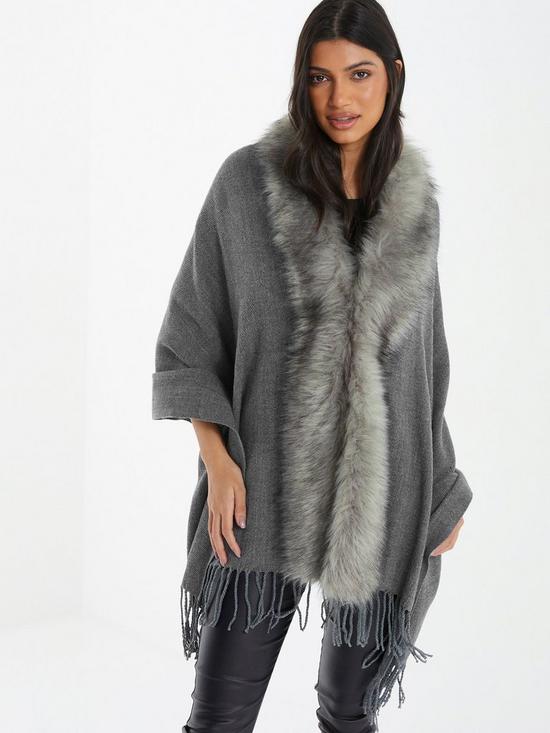front image of quiz-faux-fur-trim-cape-grey